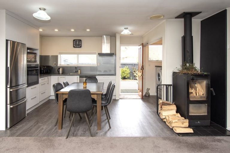Photo of property in 20 Leonie Place, Aranui, Christchurch, 8061