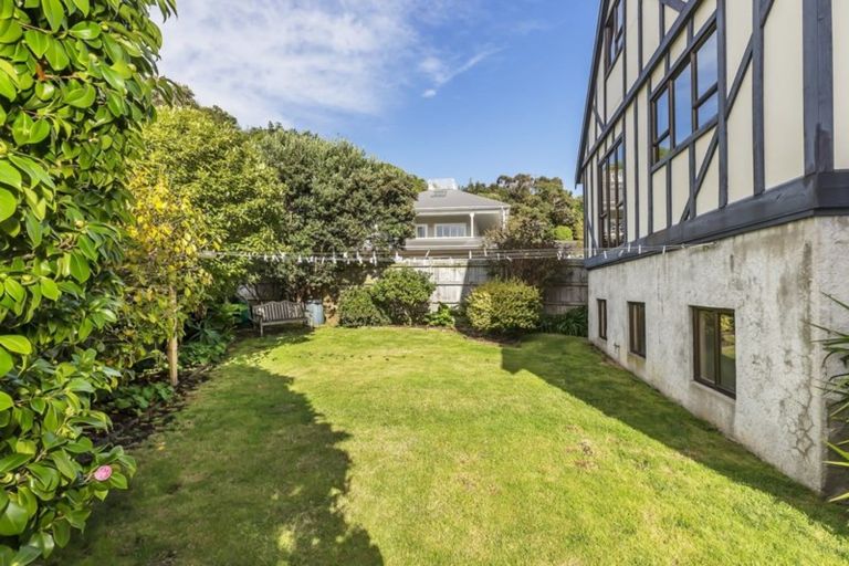 Photo of property in 196 Saint Andrews Road, Plimmerton, Porirua, 5026