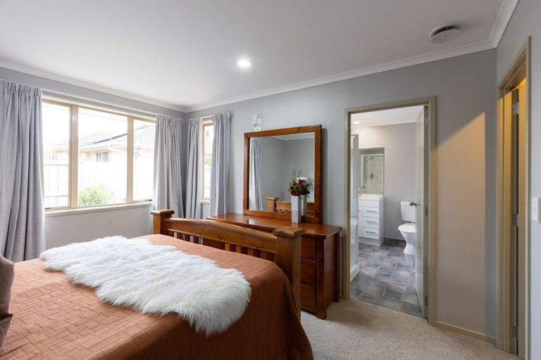 Photo of property in 81 Mount View Road, Melville, Hamilton, 3206