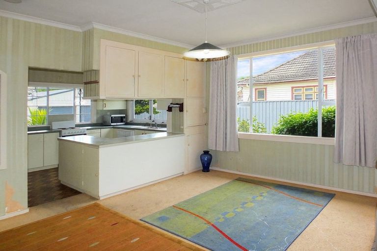 Photo of property in 35 Park Street, Foxton, 4814