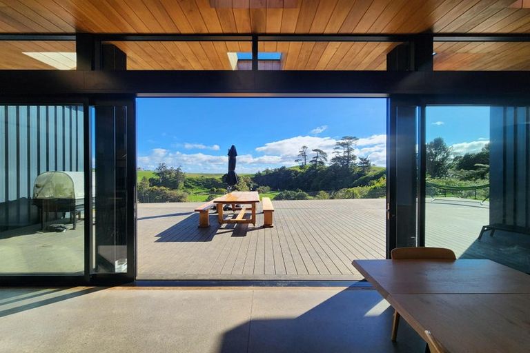 Photo of property in 91 Weld Road, Tataraimaka, New Plymouth, 4374