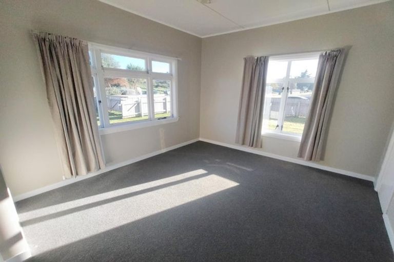 Photo of property in 9 Mathew Street, Dannevirke, 4930