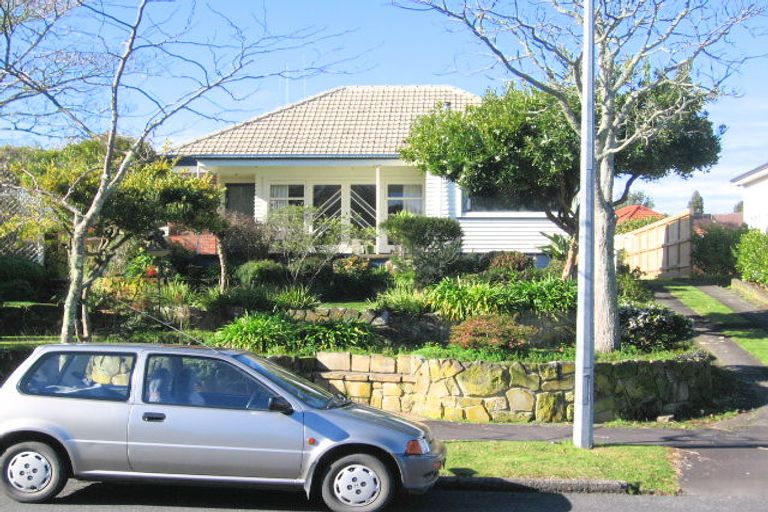 Photo of property in 13 Jellicoe Drive, Hamilton East, Hamilton, 3216