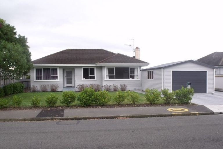 Photo of property in 21 Flanders Avenue, Onekawa, Napier, 4110