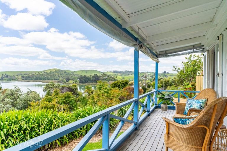 Photo of property in 632 Pahi Road, Pahi, Paparoa, 0571
