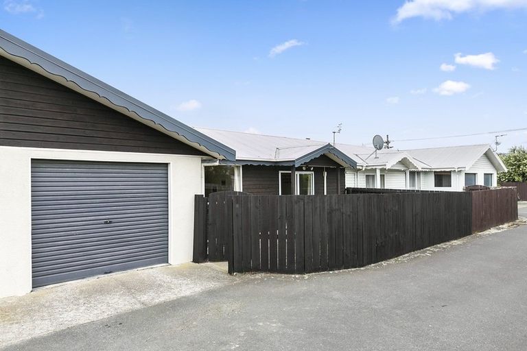 Photo of property in 3/205 Oxford Street, South Dunedin, Dunedin, 9012