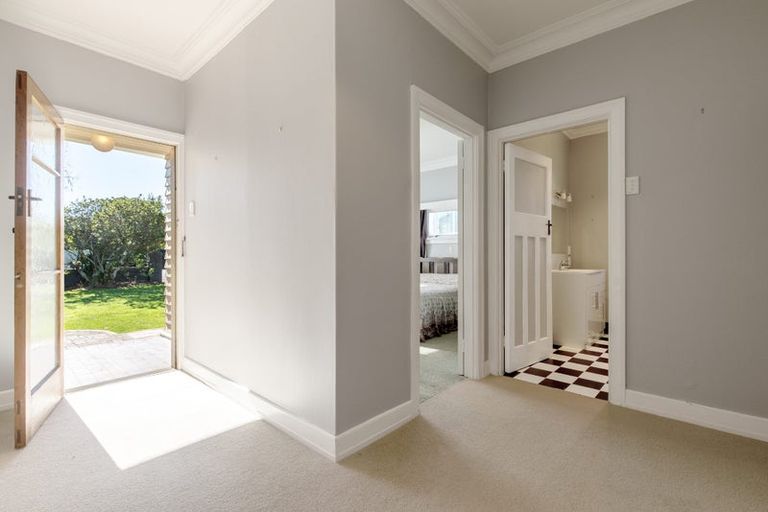 Photo of property in 5 Ruataniwha Street, Waipukurau, 4200