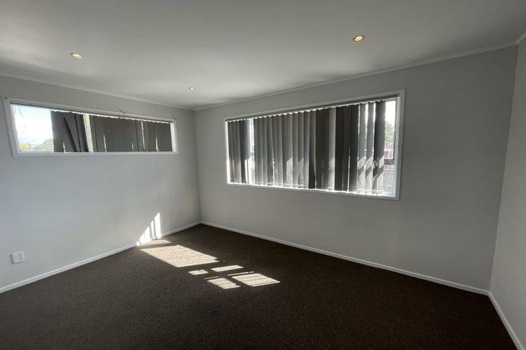 Photo of property in 105 Mahia Road, Wattle Downs, Auckland, 2103