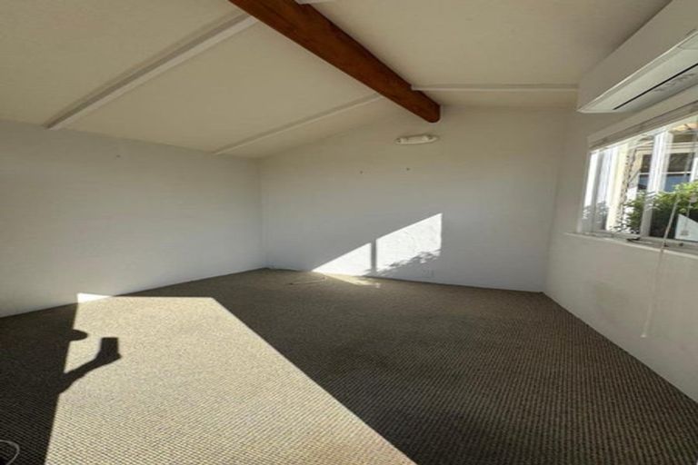 Photo of property in 16 Collison Terrace, Haumoana, 4102
