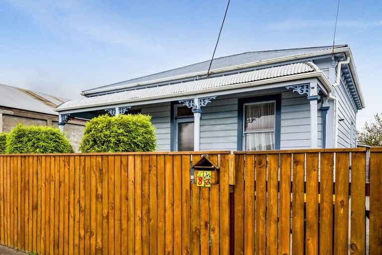 Photo of property in 82 Union Street, Hawera, 4610
