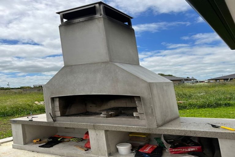 Photo of property in 32 County Drive, Hawera, 4610