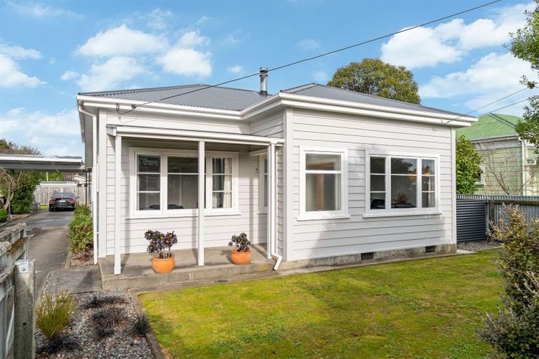 Photo of property in 121 Dixon Street, Masterton, 5810
