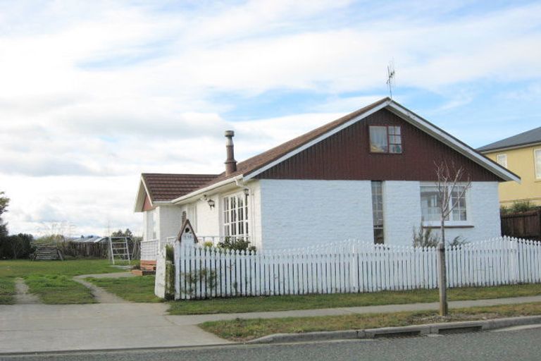Photo of property in 110 Govan Drive, Te Anau, 9600