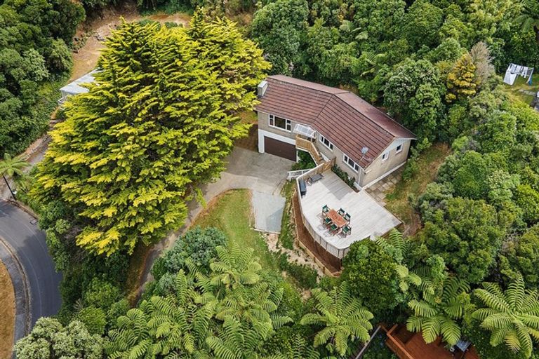 Photo of property in 93 Dowse Drive, Maungaraki, Lower Hutt, 5010