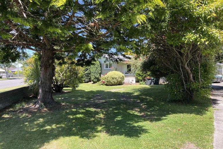 Photo of property in 1/155 Brookside Terrace, Bryndwr, Christchurch, 8053