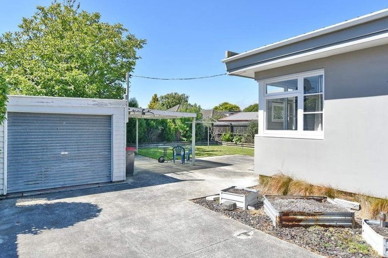 Photo of property in 58 Quinns Road, Shirley, Christchurch, 8013