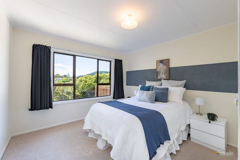 Photo of property in 11a Hillary Street, Tawa, Wellington, 5028