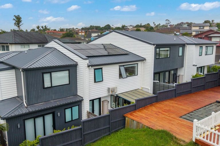 Photo of property in 79c Granville Drive, Massey, Auckland, 0614