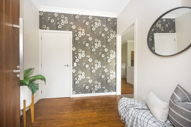 Photo of property in 75 Reid Line West, Feilding, 4777