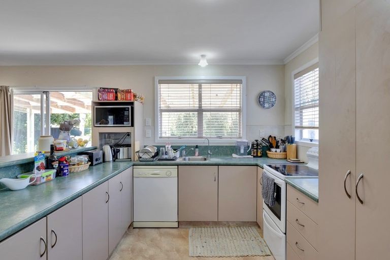 Photo of property in 21 Fantham Street, Hawera, 4610