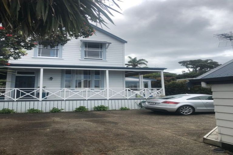 Photo of property in 959 Beach Road, Torbay, Auckland, 0630