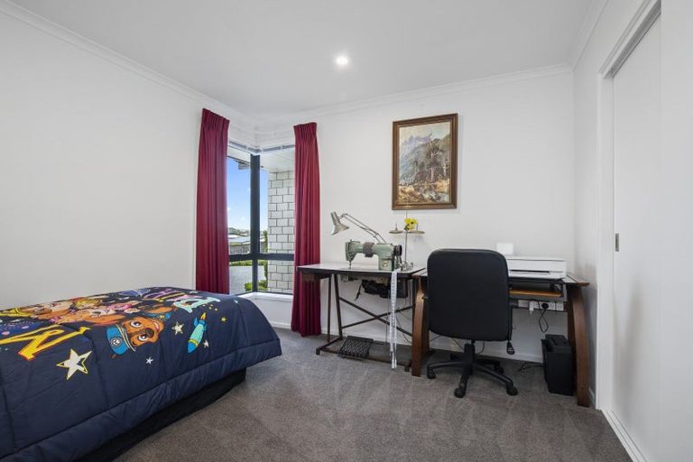 Photo of property in 130 Lisle Farm Drive, Pukekohe, 2120