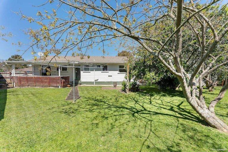 Photo of property in 28 Fairdale Avenue, Red Hill, Papakura, 2110