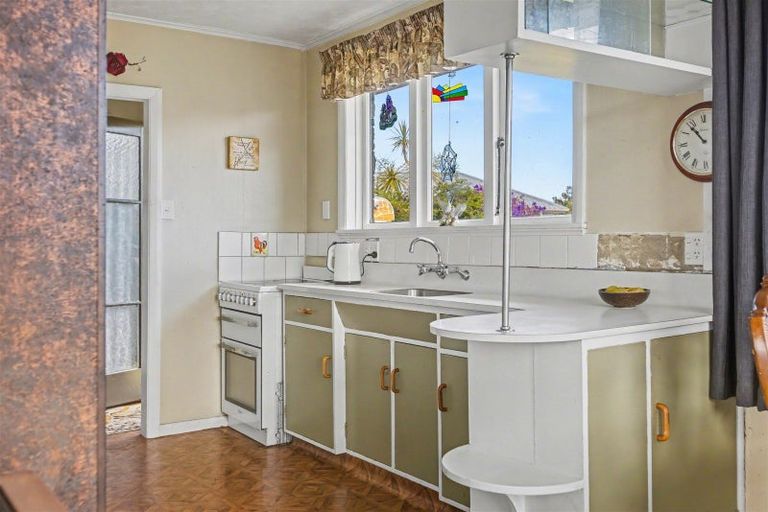 Photo of property in 47 Lyndhurst Street, Westport, 7825