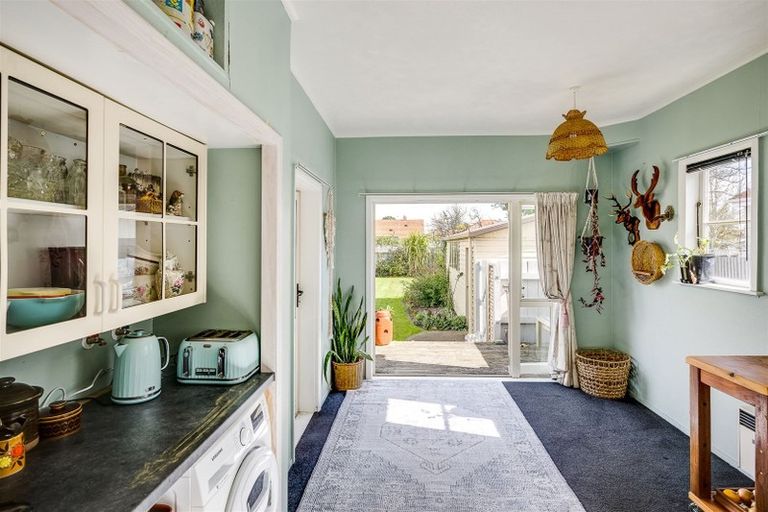 Photo of property in 2/33 Nuffield Avenue, Marewa, Napier, 4110