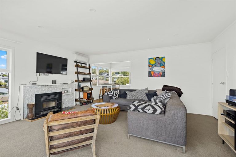 Photo of property in 14 Hythe Terrace, Mairangi Bay, Auckland, 0630