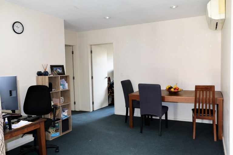 Photo of property in 6 Pokaka Street, Birchville, Upper Hutt, 5018