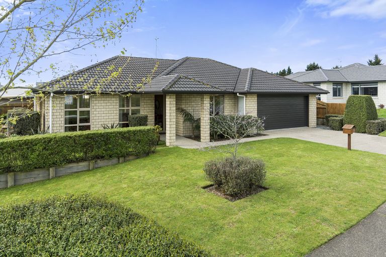 Photo of property in 2 Mortlake Heights, Pyes Pa, Tauranga, 3112