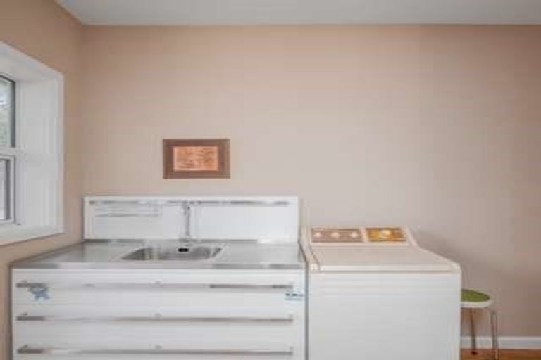 Photo of property in 7 Longhurst Terrace, Cashmere, Christchurch, 8022