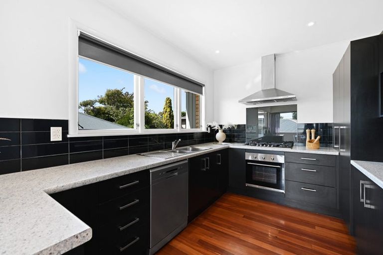 Photo of property in 51 Flynn Road, Hillcrest, Hamilton, 3216