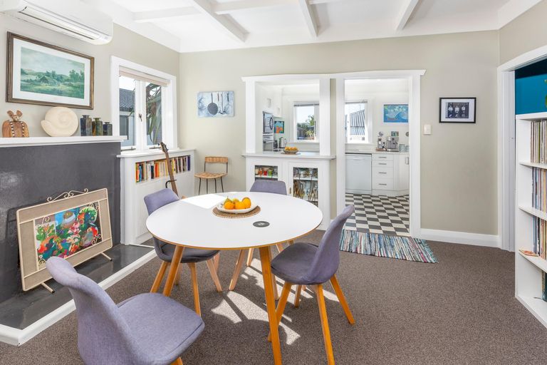 Photo of property in 28 John Street, Pukekohe, 2120