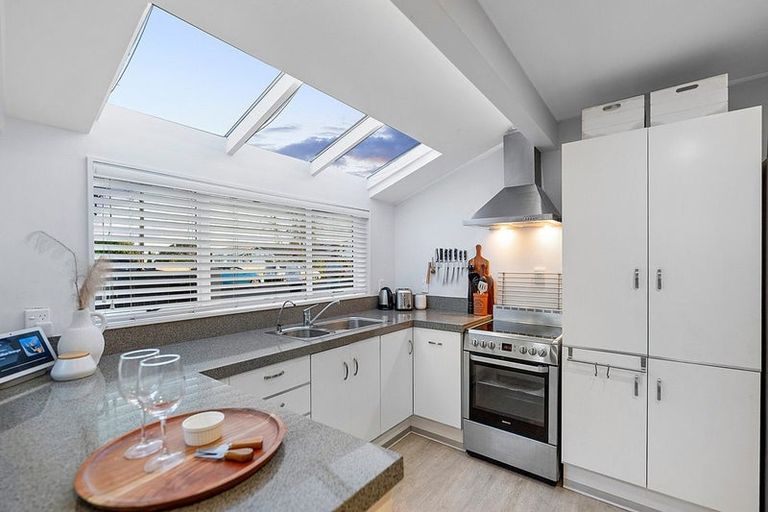 Photo of property in 2/23 Lomond Street, Takapuna, Auckland, 0622