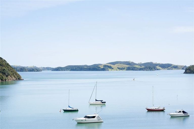 Photo of property in 419 Manawaora Road, Parekura Bay, Russell, 0184