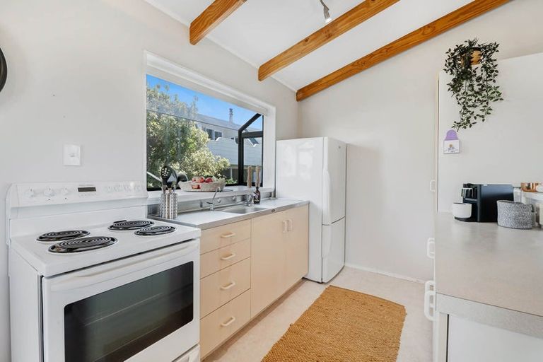 Photo of property in 22 Snells Beach Road, Snells Beach, 0920