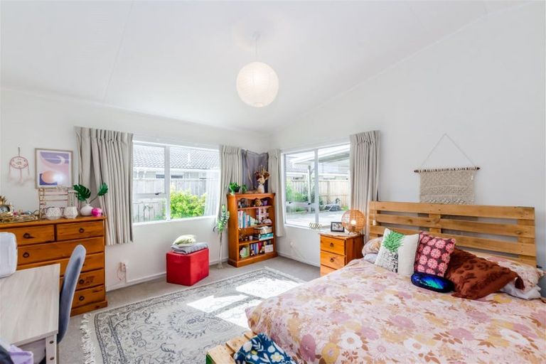 Photo of property in 110 Hillcrest Road, Raumati Beach, Paraparaumu, 5032