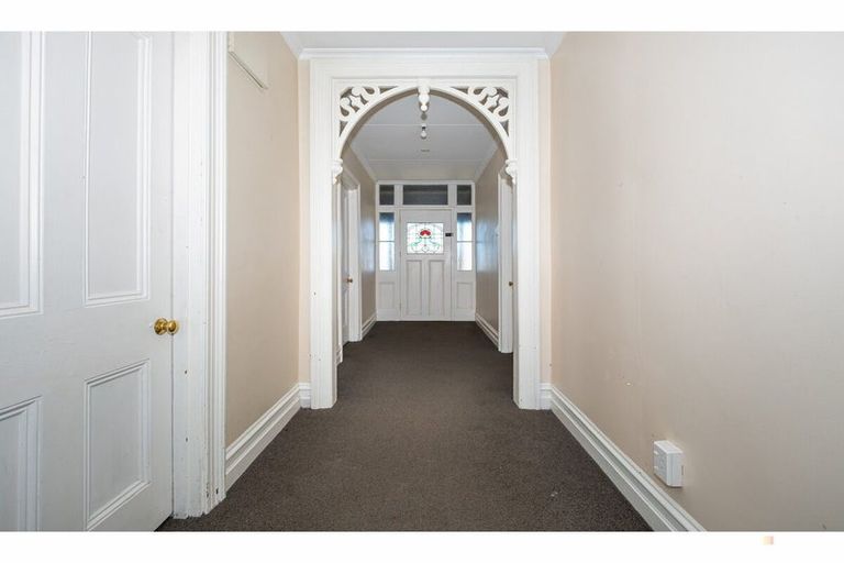 Photo of property in 1 Augustine Street, Waimate, 7924