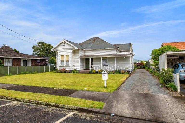 Photo of property in 10 Norman Street, Lower Vogeltown, New Plymouth, 4310