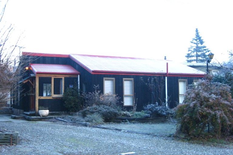 Photo of property in 12 Norfolk Street, Arrowtown, 9302