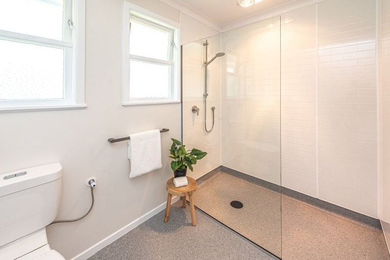 Photo of property in 2 Cumbrae Place, Aramoho, Whanganui, 4500