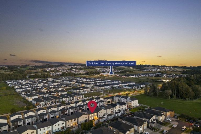 Photo of property in 13 Laquinta Place, Flat Bush, Auckland, 2019