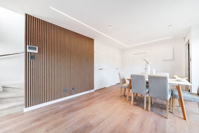 Photo of property in 1/30 Wellesley Road, Mangere Bridge, Auckland, 2022