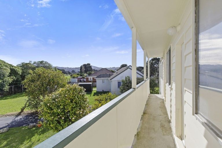 Photo of property in 8/19 Pirie Crescent, Moera, Lower Hutt, 5010