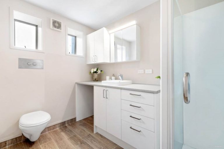 Photo of property in 1/416 Hibiscus Coast Highway, Orewa, 0931