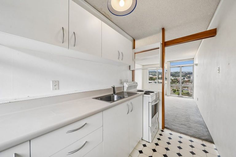 Photo of property in Melksham Towers, 702/131 Brougham Street, Mount Victoria, Wellington, 6011
