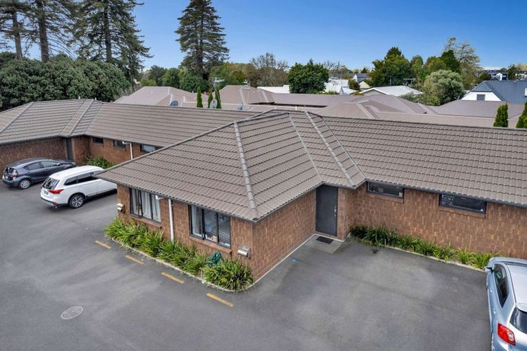 Photo of property in 4/108 Old Farm Road, Hamilton East, Hamilton, 3216