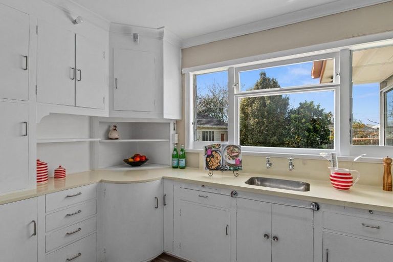 Photo of property in 20 Hannan Street, Levin, 5510